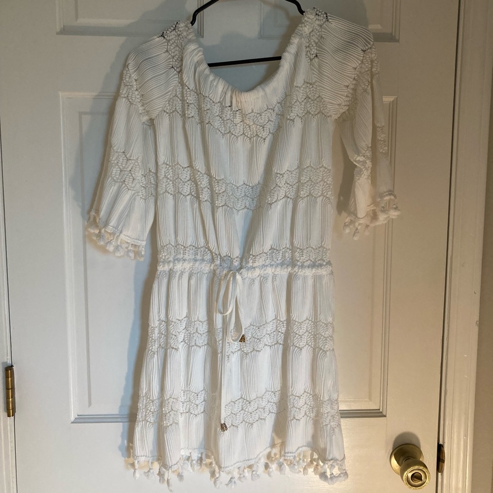 White tassel crochet beach cover off shoulder